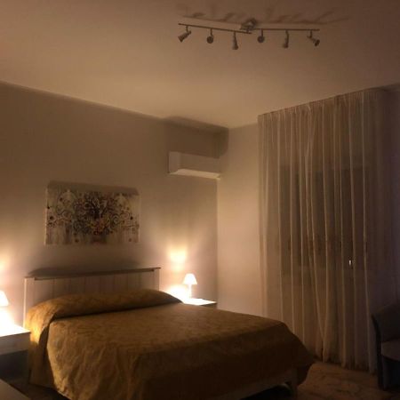 Apartamento Casa Di Lucia Forza dʼAgro Exterior foto