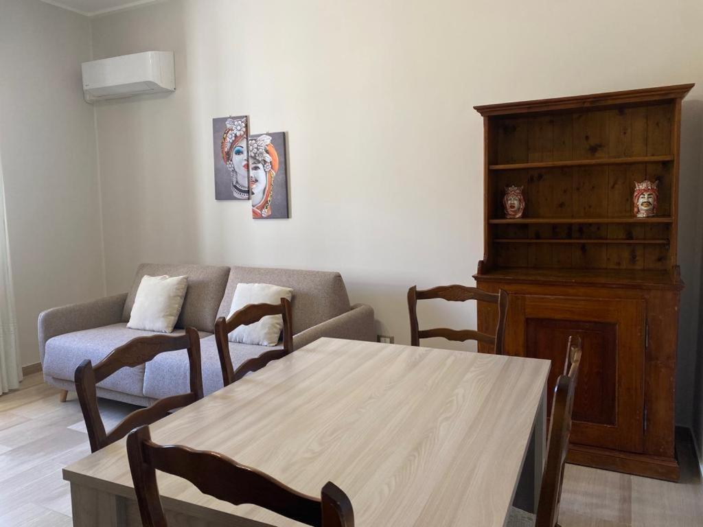 Apartamento Casa Di Lucia Forza dʼAgro Exterior foto